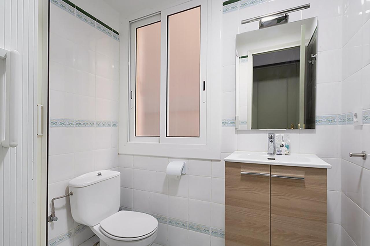 Aqua Apartment By Olala Homes برشلونة المظهر الخارجي الصورة